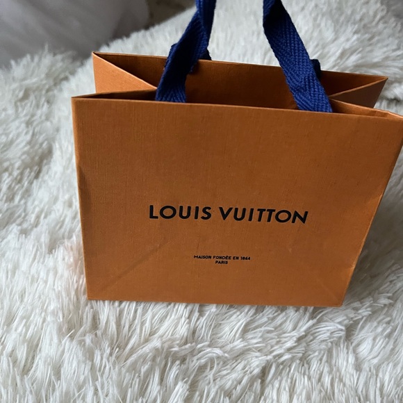 Louis Vuitton Paper Shopper Tote bundle - Picture 2 of 7